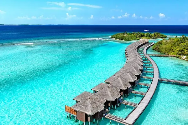 Sheraton Maldives Full Moon Resort & Spa